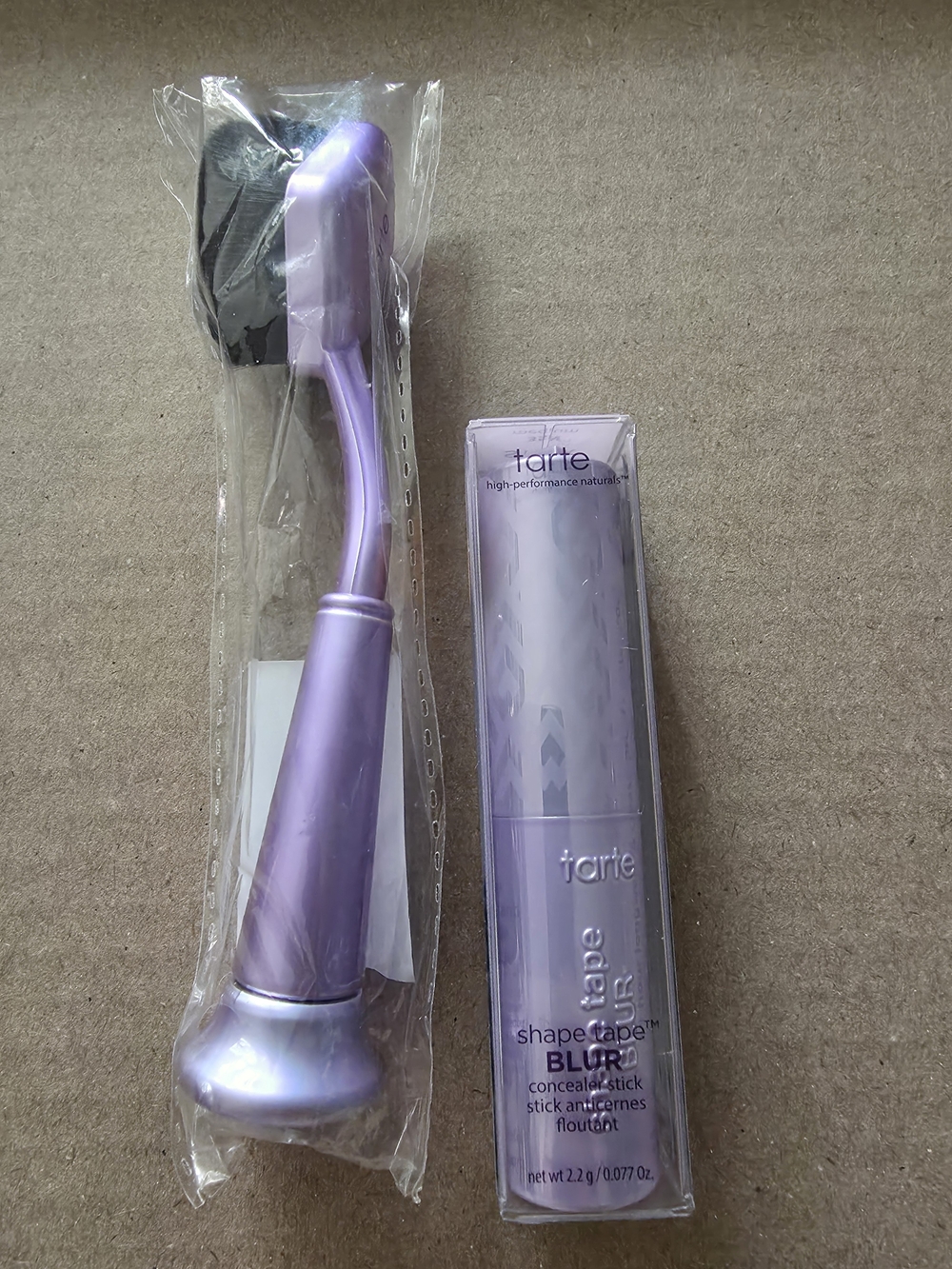 2 For 1. TARTE shape Blue Concealer And Brush